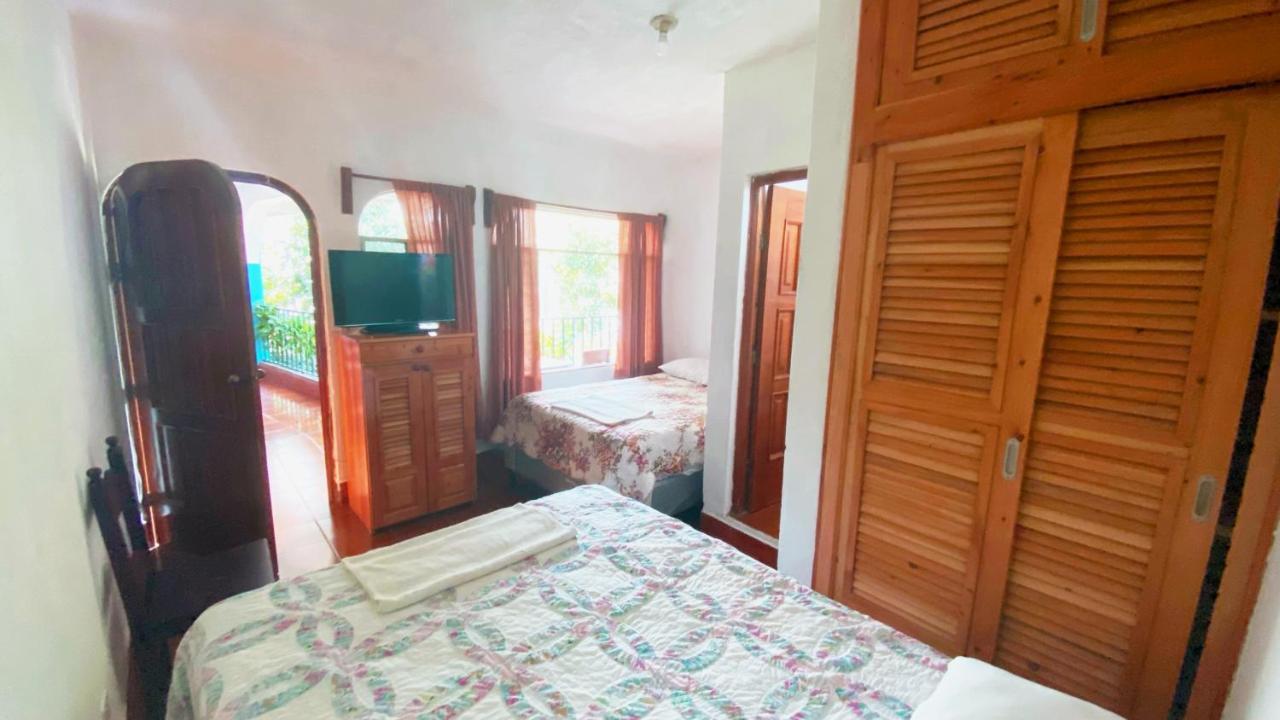 Hotel Posada Don Carlos Панахачел Екстериор снимка